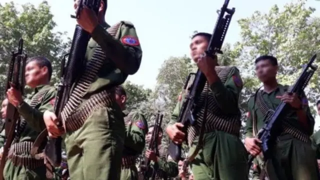 အေအေ