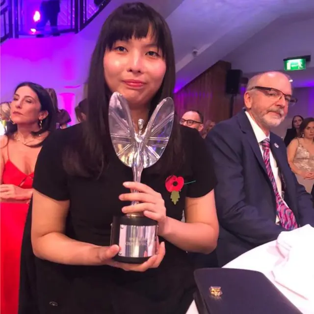 Special Recognition Award untuk tim vaksin Oxford.