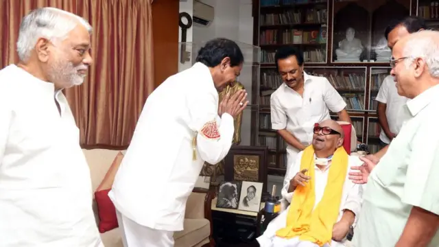 ஸ்டாலின் மற்றும் சந்திராசேகரராவ்