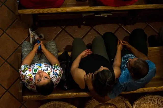 அமெரிக்கா துப்பாக்கிச்சூடு 29 பேர் பலி - அந்நாட்டில் நடப்பது என்ன?