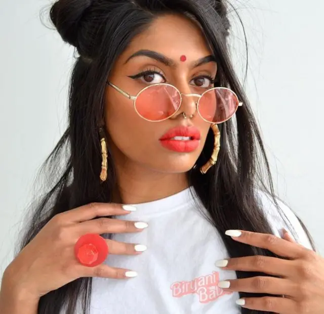 براؤن گرل، پرانوی سوداگر