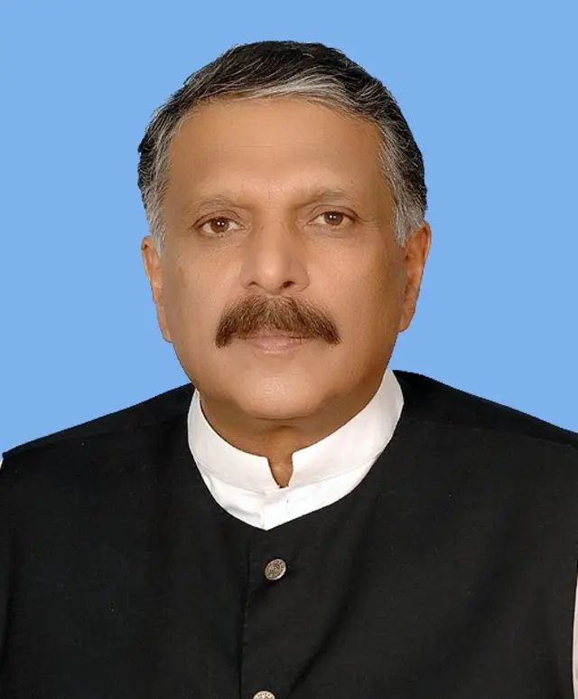 एजाज़ुल हक़