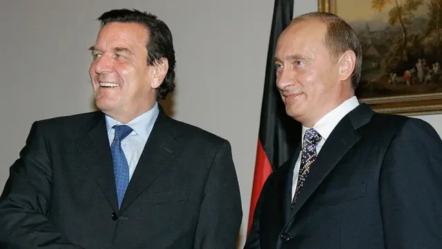 Gerhard Schroeder y Vladimir Putin