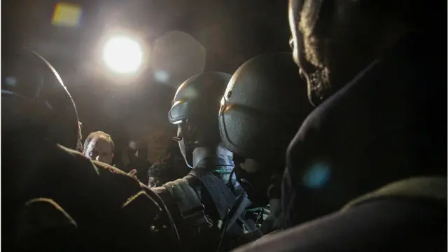 জঙ্গিবাদ মোকাবেলায় পুলিশের আলাদা ইউনিট রয়েছে।