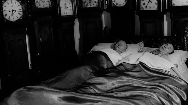 Suuraa abba warraa fi haadha warraa rafaa jiranii