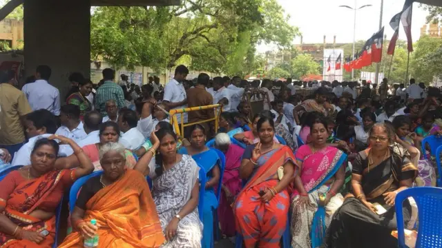 காவிரி விவகாரம்: தமிழகம் முழுவதும் போராட்டம், முதலமைச்சர் உண்ணாவிரதம்