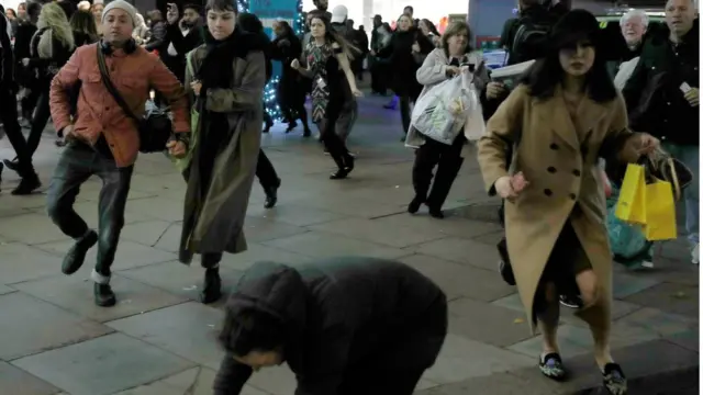 паника на Оксфорд-стрит