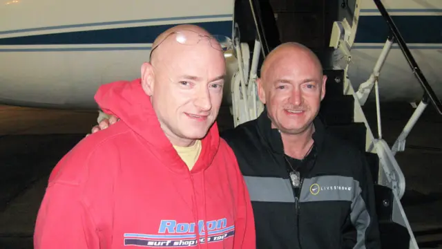 Scott y Mark Kelly