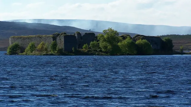 Развалины замка Лохиндор