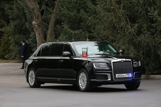 ولادیمیر پوتین معتقد بود ماشین‌های تشریفات دولت باید ساخت روسیه باشد