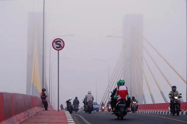 Kabut asap di Palembang