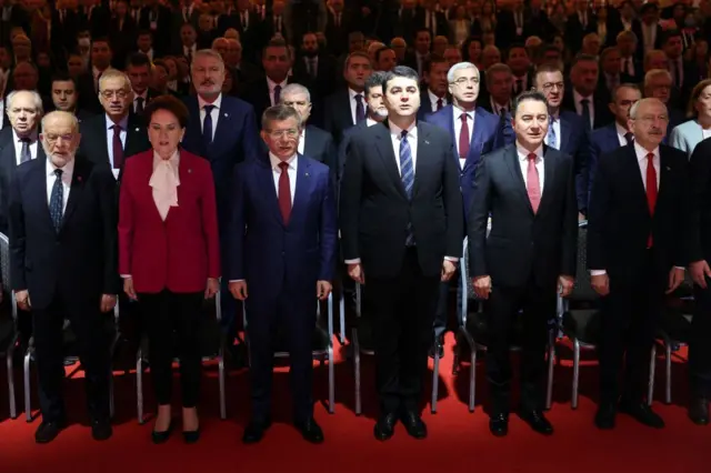 Temel Karamollaoğlu, Meral Akşener, Ahmet Davutoğlu, Gültekin Uysal, Ali Babacan ve Kemal Kılıçdaroğlu 