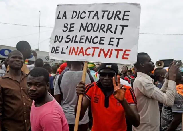 A Sokodé dans le nord du pays où deux personnes ont été tuées le mois dernier lors des manifestations similaires, tout se déroule également dans le calme.