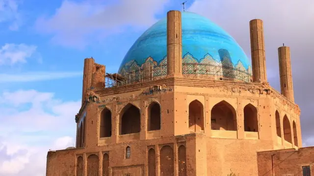 ضريح ألجيتو في مدينة السلطانية