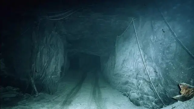 अमेरिकी तेल भंडार रखने वाली गुफाएं