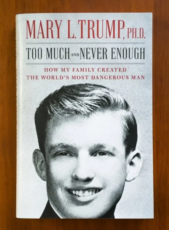 ट्रंप पर लिखी मैरी ट्रंप की किताब