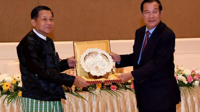 ဟွန်ဆန်ရဲ့ ထိတွေ့ဆက်ဆံရေး ချဉ်းကပ်မှုနောက်မှာ တရုတ်နဲ့ဂျပန် ရှိနေလား