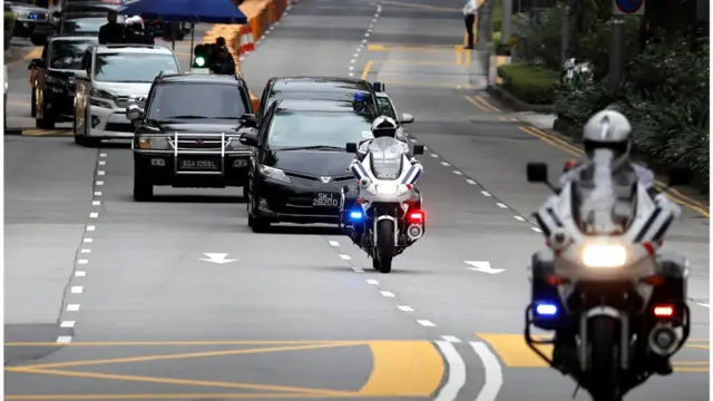 موكب زعيم كوريا الشمالية متجهاً إلى مقر القمة في سنغافورة