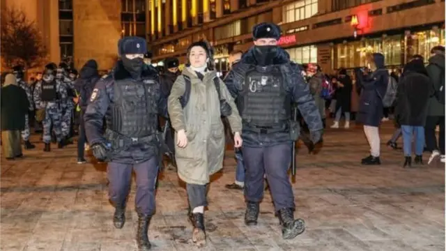 Moskvada Rusiyanın Ukraynanın işğalına etiraz nümayişi