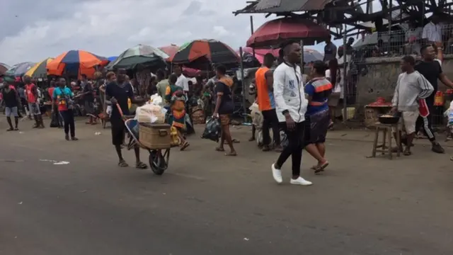 Some traders still comot to sell mrket for Rumola