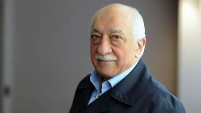 Muhubiri wa Kiislamu Fetullah Gulen ameshutumiwa na Uturuki kwa kufanya jaribio la mapinduzi nchini humo