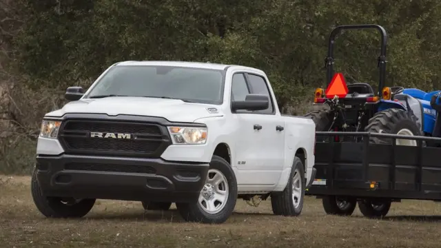 پالادیوم روی وانت رم ۱۵۰۰ ساخته شده است