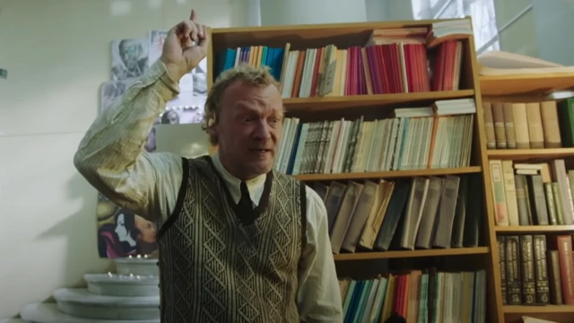 Кадр из сериала "Мертвые души"