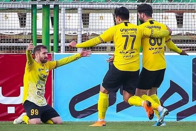 محمدرضا خلعتبری، یک گل زد و دو پاس گل داد
