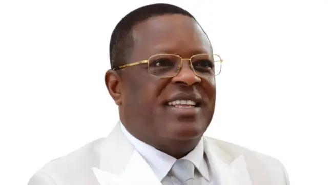 Gọvanọ Dave Umahi nke Ebonyi steeti