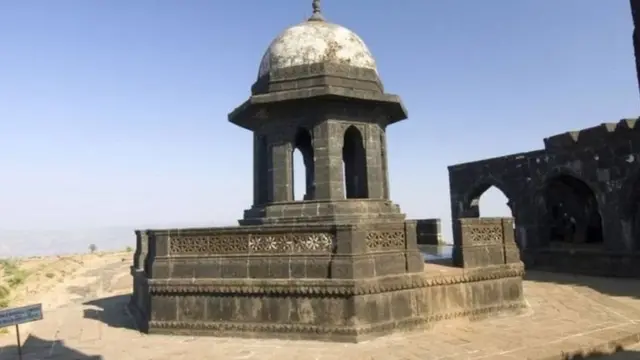 ராய்கட்