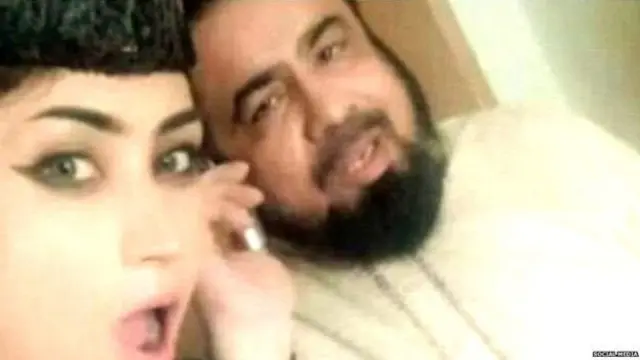 या फोटोमुळे वाद निर्माण झाला होता