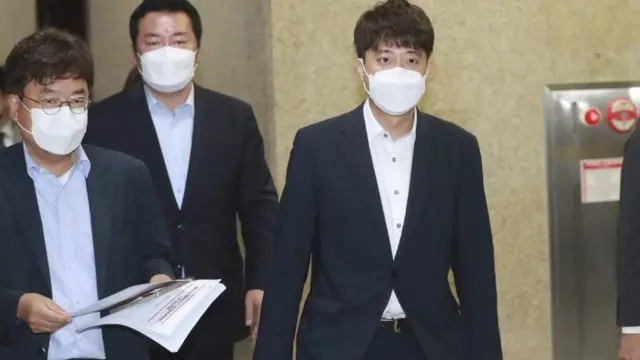 이준석 국민의힘 대표는 12일 최고위원회의에서 "자국민이 피살돼도 아무 말 못 하는 통일부의 역할이 의심스럽다"고 말했다