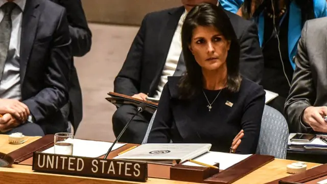Nikki Haley, embajadora de EE.U. en una reunión del Consejo de Seguridad de la ONU.