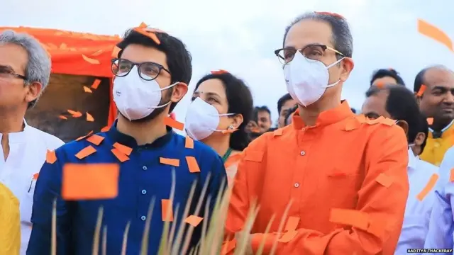 आदित्य ठाकरे आणि उद्धव ठाकरे