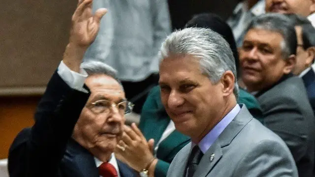 Raúl Castro e Miguel Díaz-Canel