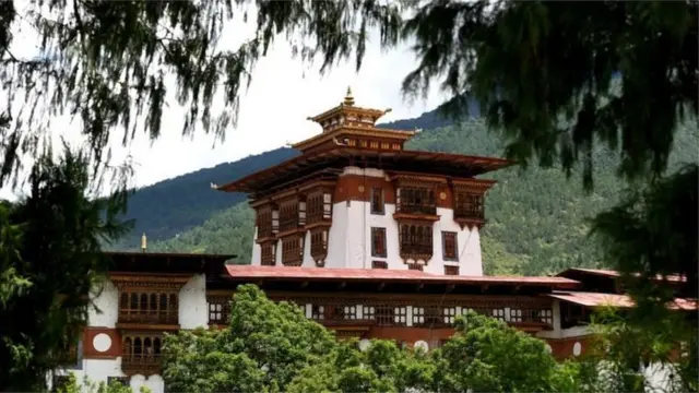 ভুটানের আর একটি বড় পর্যটক আকর্ষণ 'পুনাখা জং'