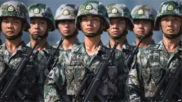 चीनी सैनिक