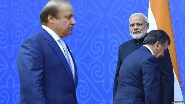 પાકિસ્તાનના ભૂતપૂર્વ વડાપ્રધાન નવાઝ શરીફ અને ભારતીય વડાપ્રધાન નરેન્દ્ર મોદીનો ફાઈલ ફોટો