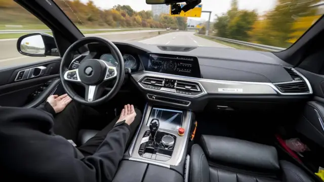 بې چلوونکي موټر لس کاله وروسته