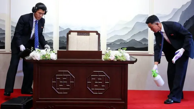 ماموران امنیتی کره شمالی