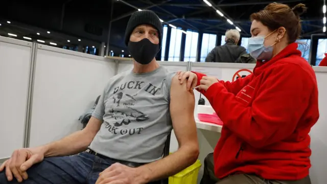 Вакцинация