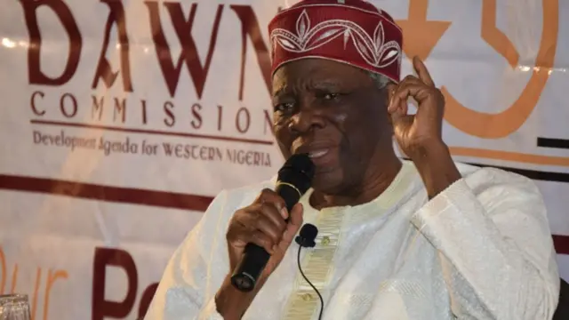 Ọjọgbọn Banji Akintoye