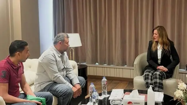 عائلة بغدودة في مقر الأكاديمية