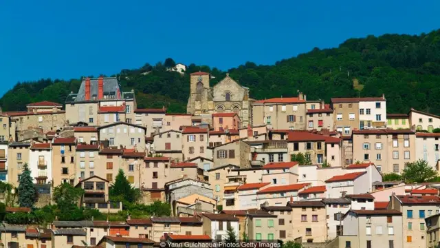 法國小鎮蒂耶爾因其自製的折疊刀而聞名於世