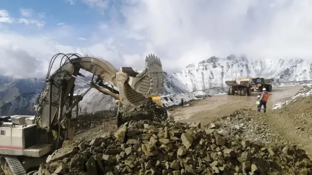 Жерүй алтын кени өлкөдөгү башаламандык учурда танап-тонолгонун кабарлады