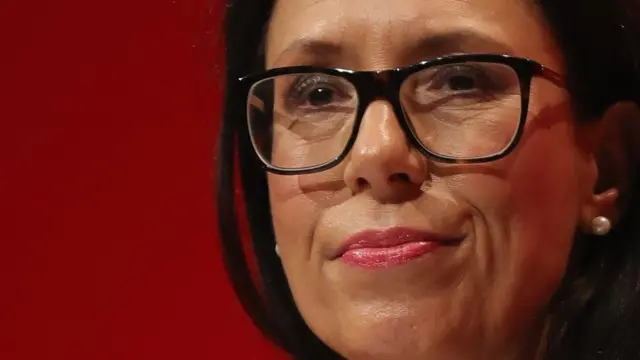 காஷ்மீர் சட்டப்பிரிவு 370 நீக்கம்: விமர்சித்த பிரிட்டன் எம்பிக்கு இந்தியாவில் விசா மறுப்பு