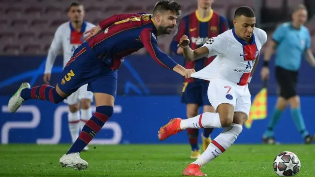 امباپه و پیکه