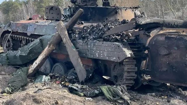 Згоріла російська БМП