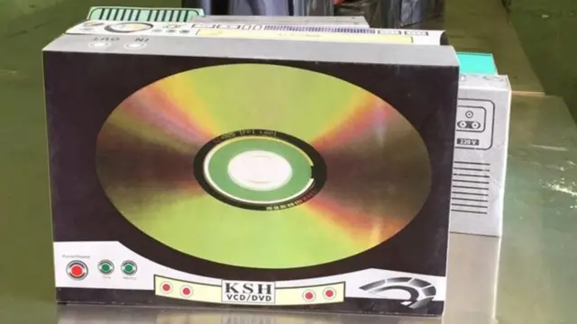 पेपर के सीसी प्लेयर