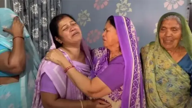 दर्शन सोळंकीचे नातेवाईक